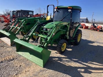 Main image John Deere 3039R